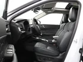 Mitsubishi Outlander thumbnail 9