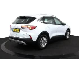 Ford Kuga thumbnail 3
