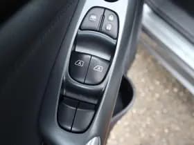 Nissan Juke thumbnail 24