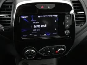 Renault Captur thumbnail 32