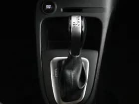 Renault Captur thumbnail 34