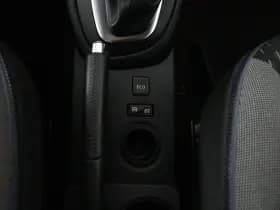 Renault Captur thumbnail 40