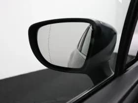 Renault Clio thumbnail 18