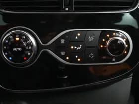 Renault Clio thumbnail 31