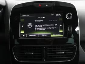 Renault Clio thumbnail 40