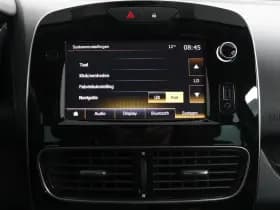 Renault Clio thumbnail 44