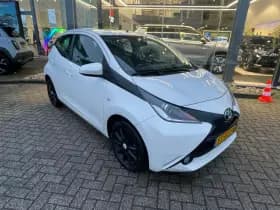 Toyota Aygo thumbnail 2