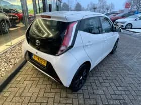 Toyota Aygo thumbnail 3