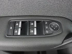 Renault Captur thumbnail 46