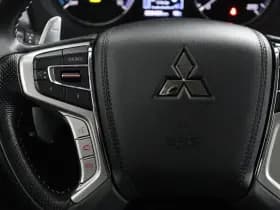 Mitsubishi Outlander thumbnail 18