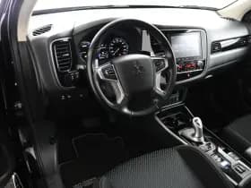 Mitsubishi Outlander thumbnail 64