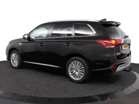 Mitsubishi Outlander thumbnail 10