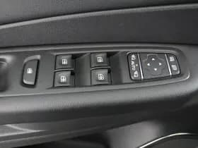Renault Captur thumbnail 23
