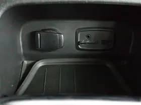 Renault Captur thumbnail 57