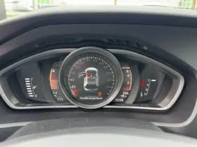 Volvo V40 thumbnail 11