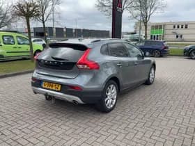 Volvo V40 thumbnail 5