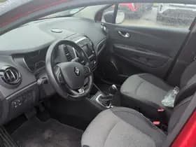 Renault Captur thumbnail 8