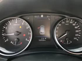 Nissan Qashqai thumbnail 9