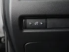 Nissan Qashqai thumbnail 48