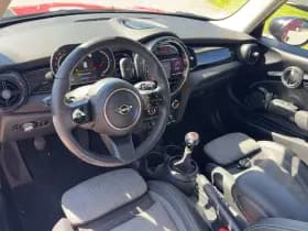 MINI Cooper thumbnail 9