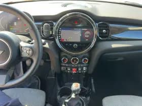 MINI Cooper thumbnail 10