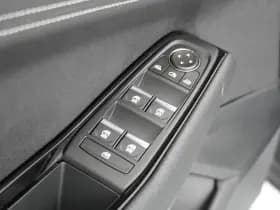 Renault Austral thumbnail 12