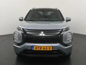 Mitsubishi Outlander thumbnail 12