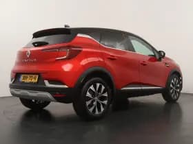 Renault Captur thumbnail 2