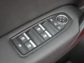 Renault Captur thumbnail 7