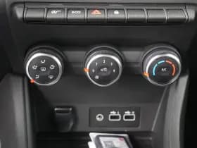 Renault Captur thumbnail 18