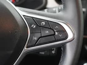 Renault Captur thumbnail 14