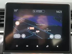 Renault Captur thumbnail 16