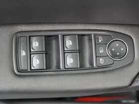 Renault Captur thumbnail 7