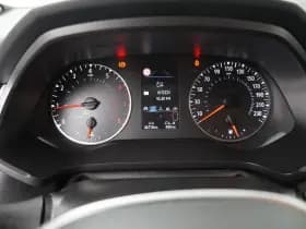 Renault Captur thumbnail 8