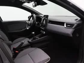 Renault Clio thumbnail 25