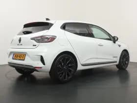 Renault Clio thumbnail 2