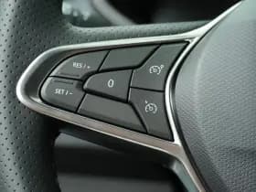 Renault Clio thumbnail 13