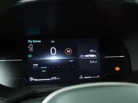 Renault Clio thumbnail 8