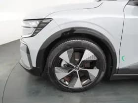 Renault Mégane E-Tech thumbnail 16