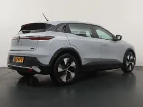 Renault Mégane E-Tech thumbnail 5