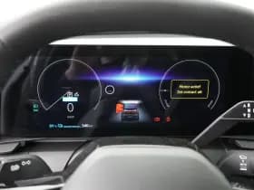 Renault Mégane E-Tech thumbnail 10