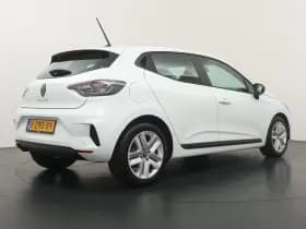 Renault Clio thumbnail 2