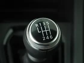 Renault Clio thumbnail 19