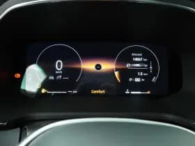 Renault Captur thumbnail 8