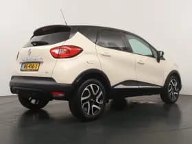 Renault Captur thumbnail 2