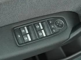 Renault Captur thumbnail 7
