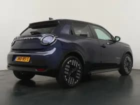 Nissan Micra thumbnail 2