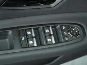 Nissan Micra thumbnail 7
