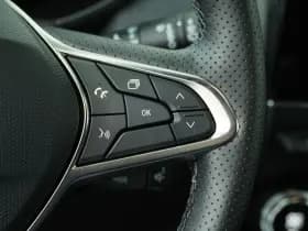 Renault Clio thumbnail 14