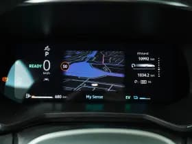 Renault Clio thumbnail 8